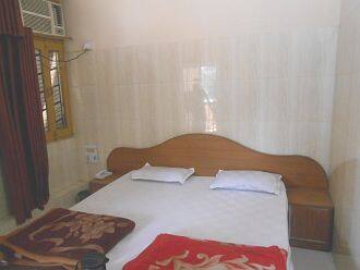 Hotel Naznin Palace, Lucknow 3